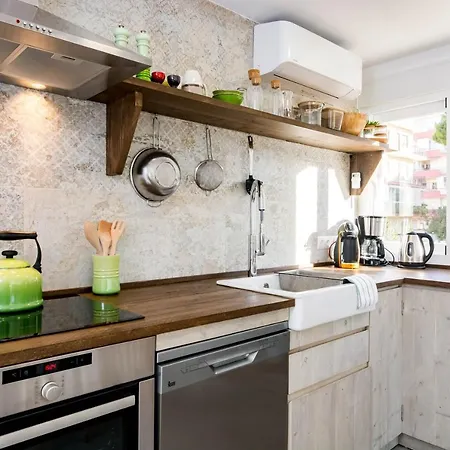Beachclose Center By Costarentals - M28 Apartment Marbella